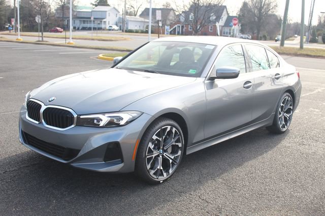 New 2026 BMW 330i xDrive Sedan w/ Premium Package image 3