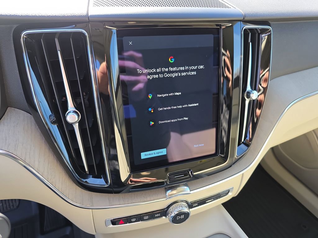 Used 2023 Volvo XC60 B5 Plus w/ Climate Package image 29