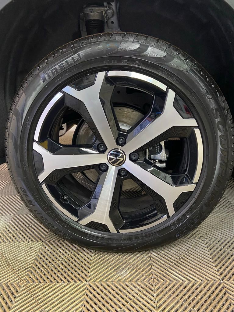 New 2026 Volkswagen Tiguan SE AWD/4WD image 9