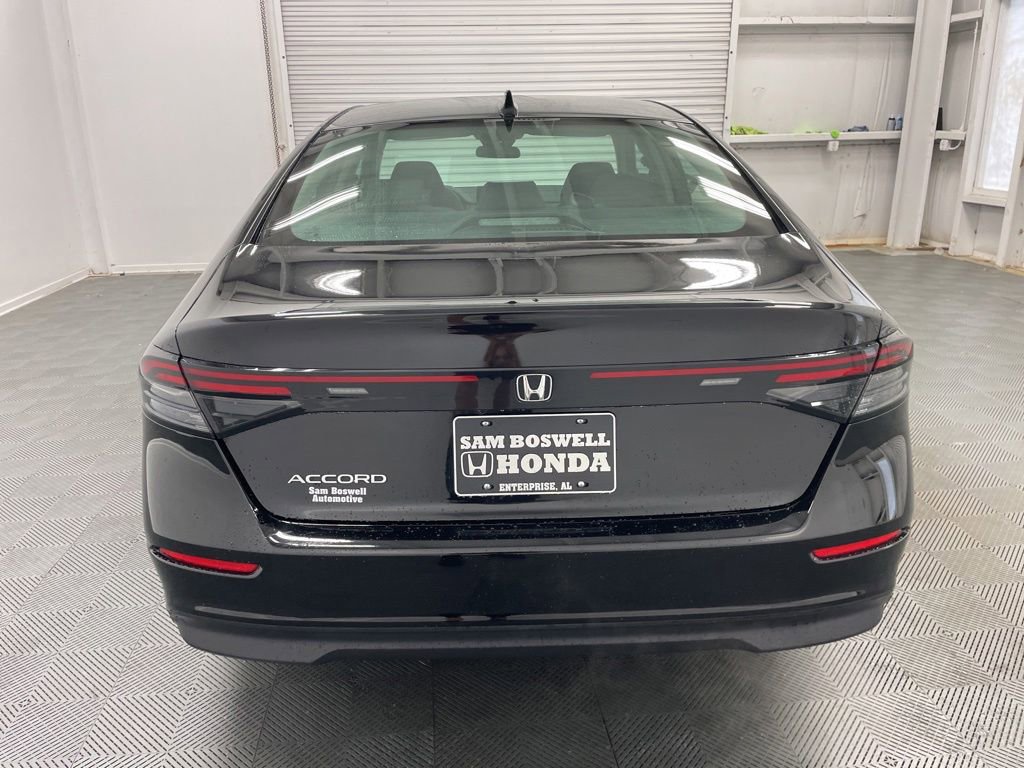 Used 2023 Honda Accord EX image 7