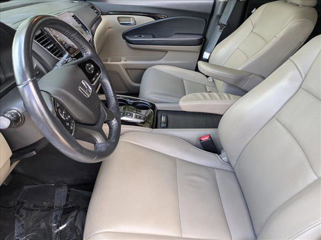 Used 2021 Honda Pilot Touring image 16