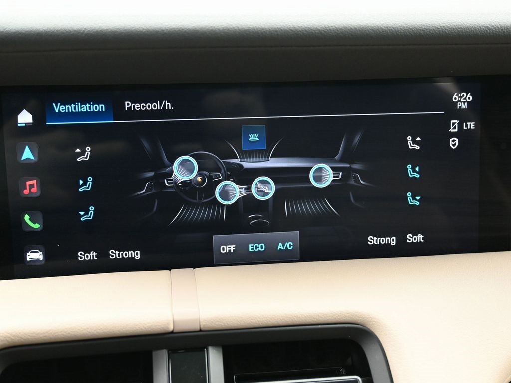 Used 2023 Porsche Taycan image 25