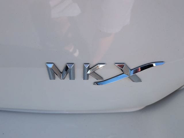 Used 2013 Lincoln MKX FWD w/ Wood Pkg image 12