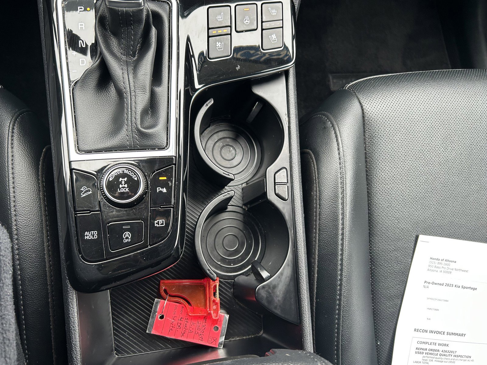 Used 2025 Kia Sportage SX image 32