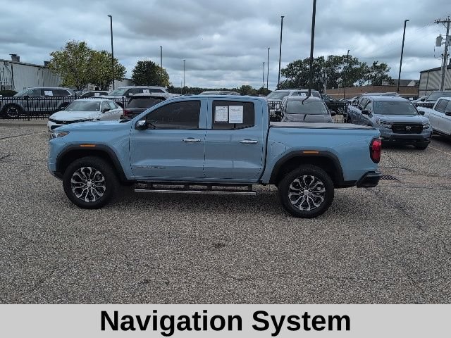 Used 2025 GMC Canyon Denali AWD/4WD image 3