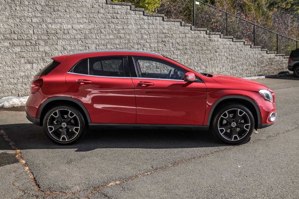 Used 2019 Mercedes-Benz GLA 250 4MATIC image 3