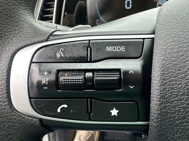 Used 2025 Kia Sportage LX image 30