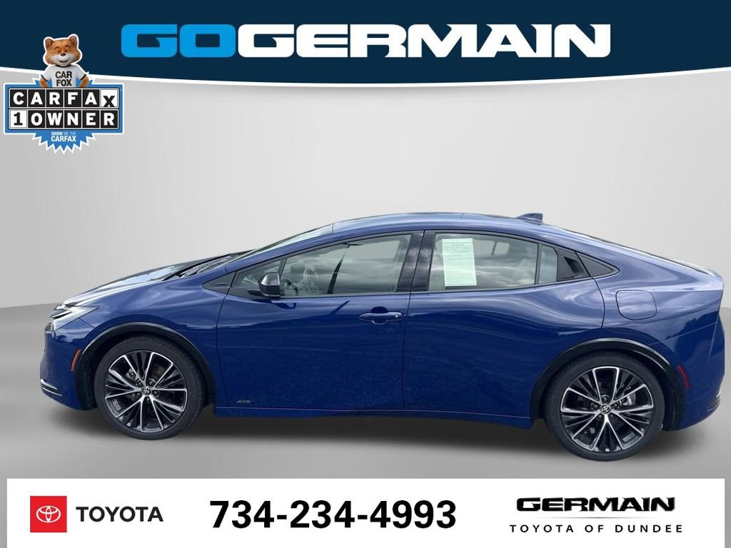 Used 2025 Toyota Prius XLE AWD/4WD image 11