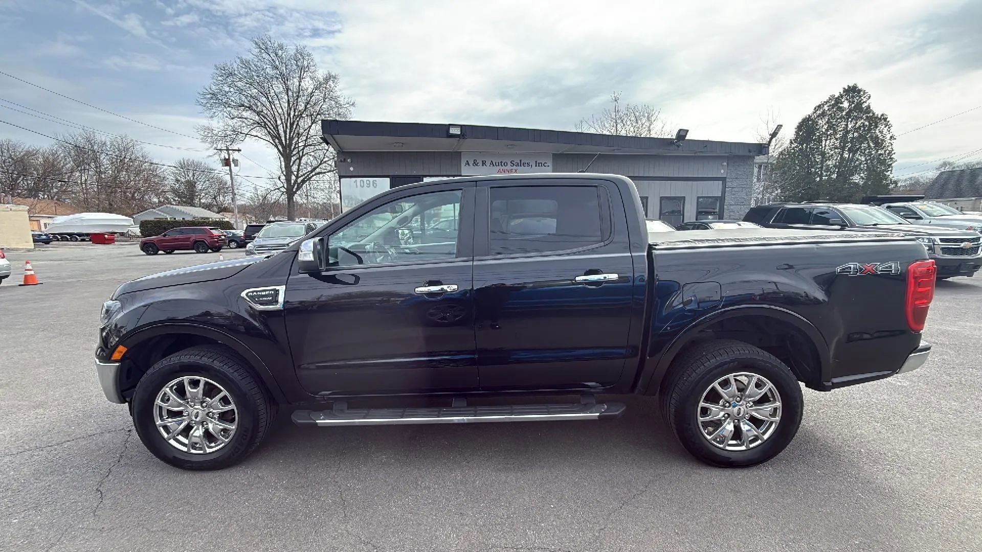 Used 2019 Ford Ranger Lariat w/ Equipment Group 501A Mid image 4