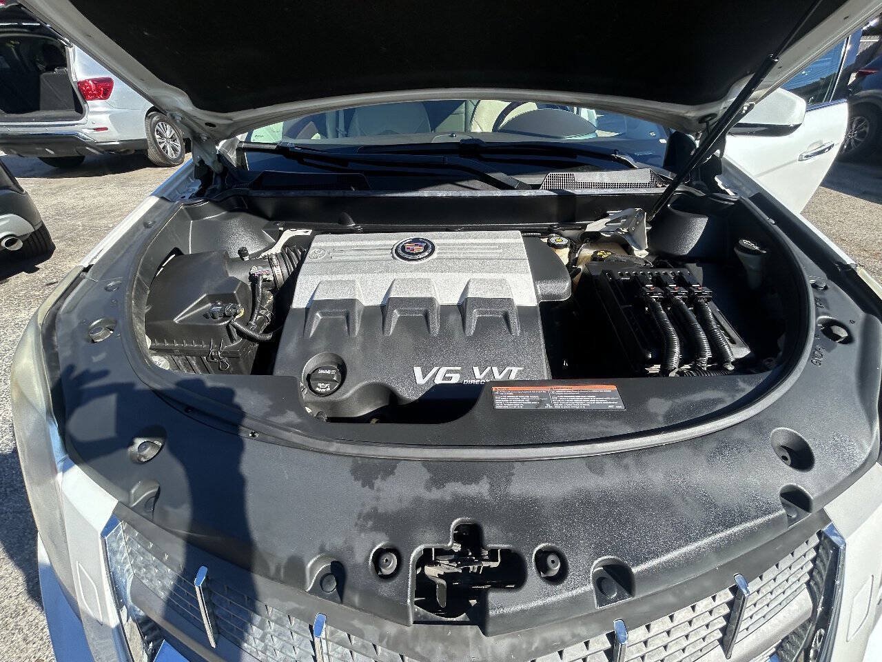 Used 2010 Cadillac SRX Performance FWD image 14