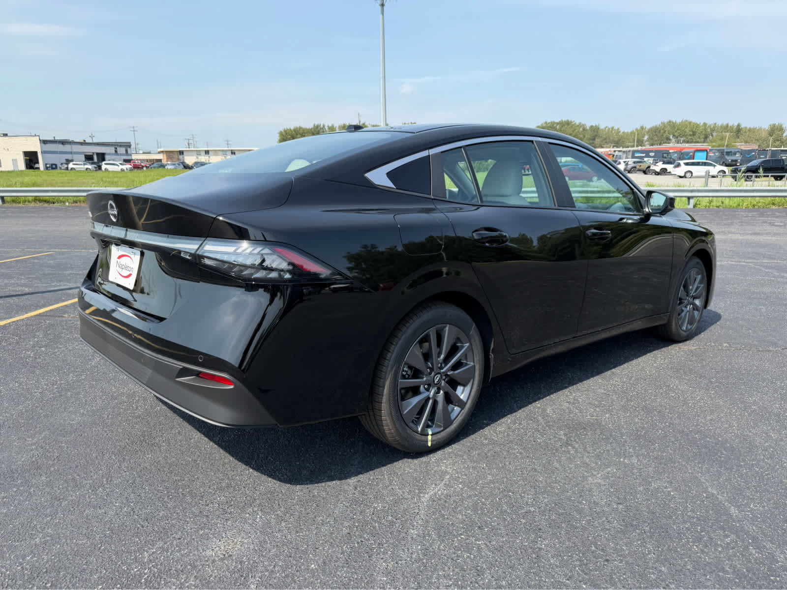 New 2027 Nissan Sentra SL w/ Floor Mat Package FWD image 8