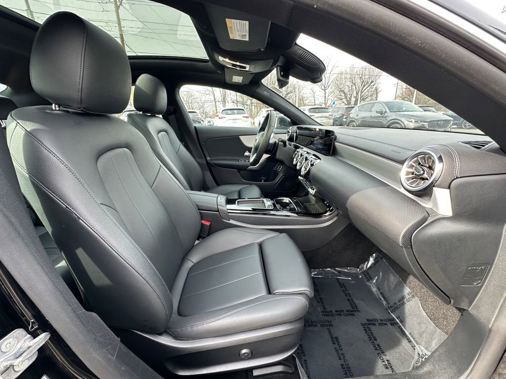 Used 2025 Mercedes-Benz CLA 250 CLA 250 image 28