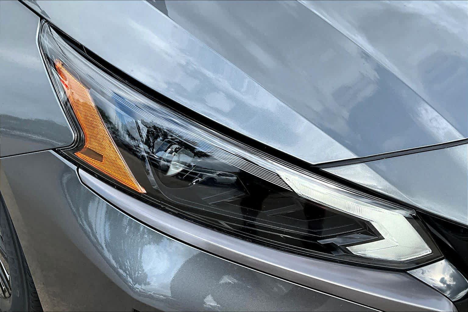 New 2026 Nissan Altima 2.5 SV FWD image 18