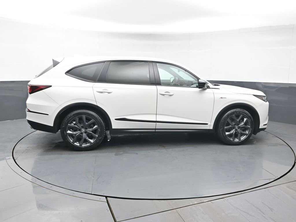 Used 2023 Acura MDX A-Spec image 7
