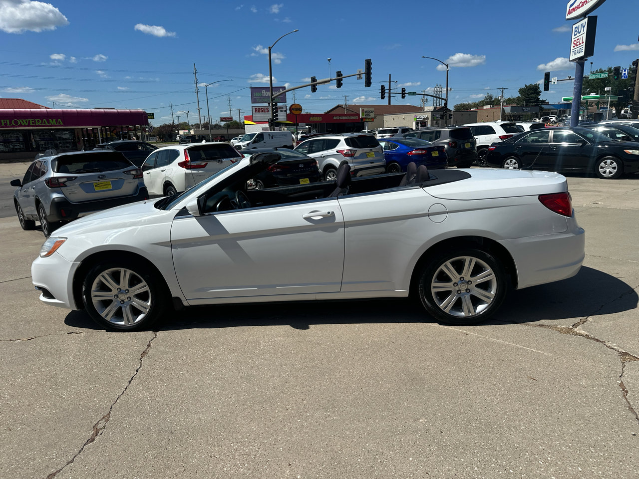 Used 2014 Chrysler 200 Touring image 6
