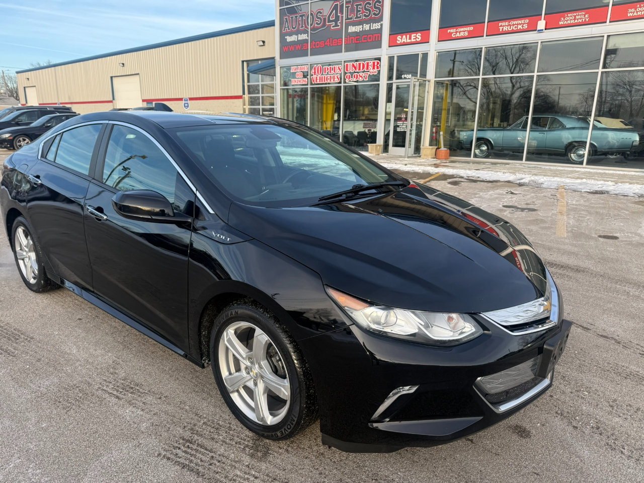Used 2018 Chevrolet Volt LT w/ Comfort Package image 5