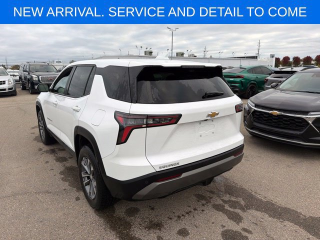 Certified 2025 Chevrolet Equinox LT w/ Safety and Technology Package FWD image 12