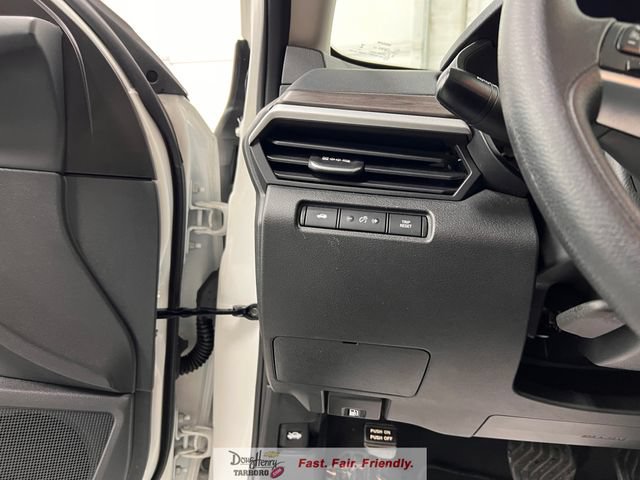 Used 2025 Nissan Altima 2.5 SV FWD image 31