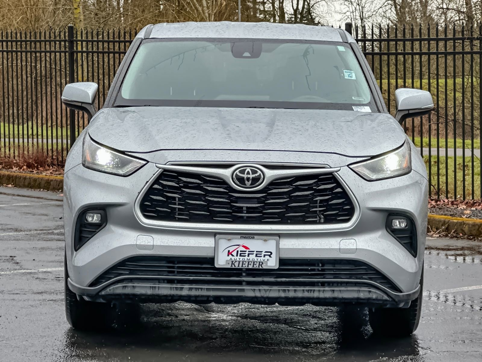 Used 2024 Toyota Highlander LE image 8