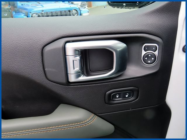 New 2026 Jeep Gladiator Mojave AWD/4WD image 13