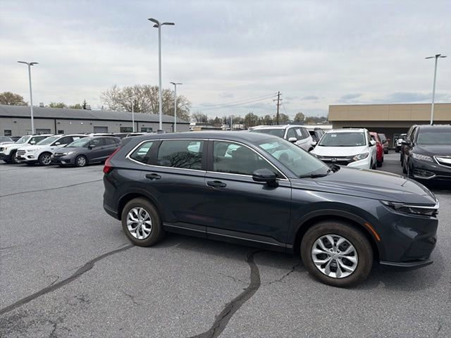 Used 2024 Honda CR-V LX image 3