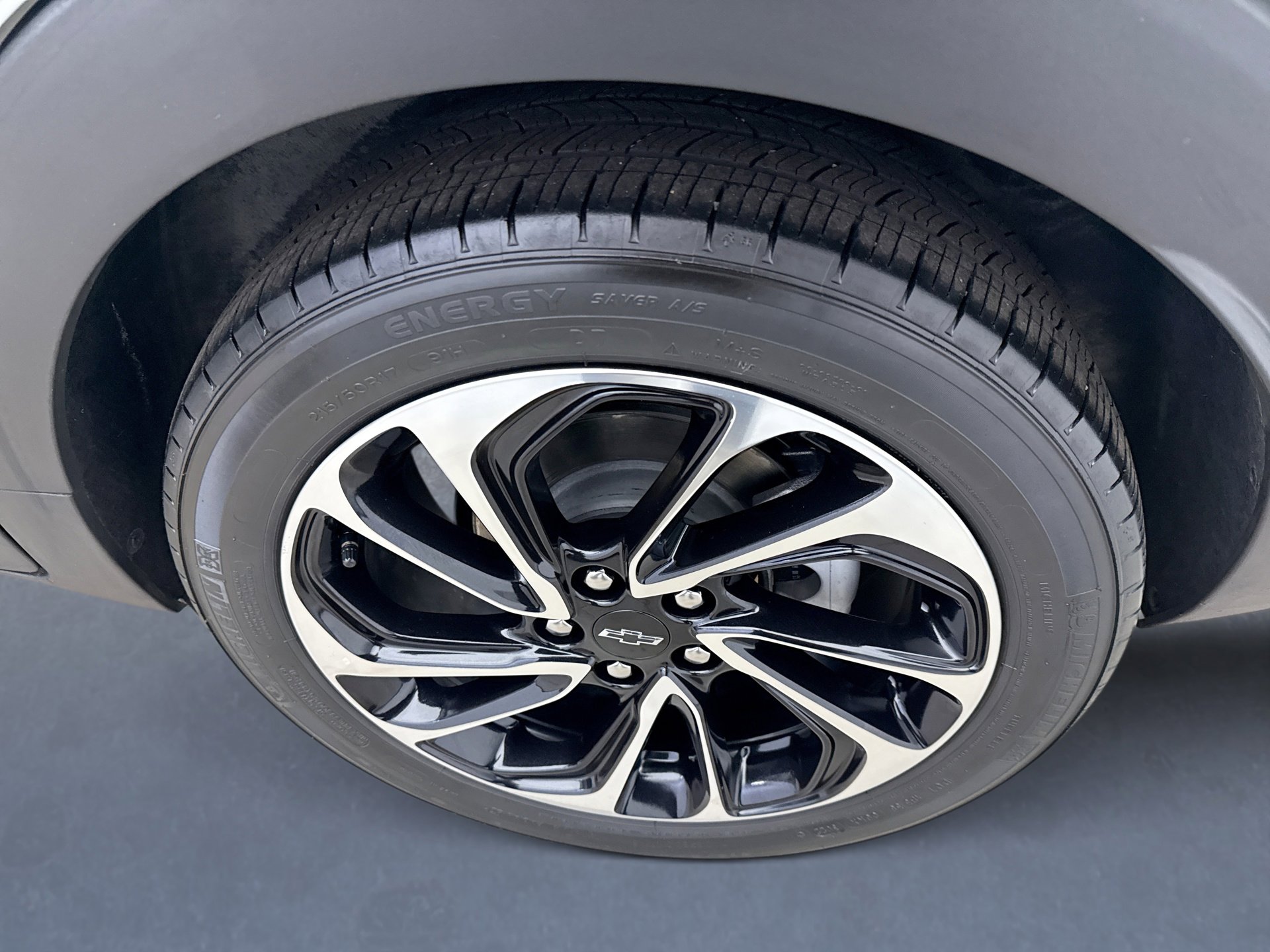 Used 2023 Chevrolet Bolt EUV Premier image 20