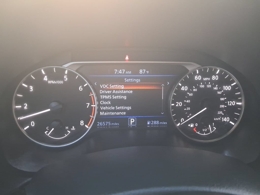 Used 2025 Nissan Altima 2.5 SV FWD image 2