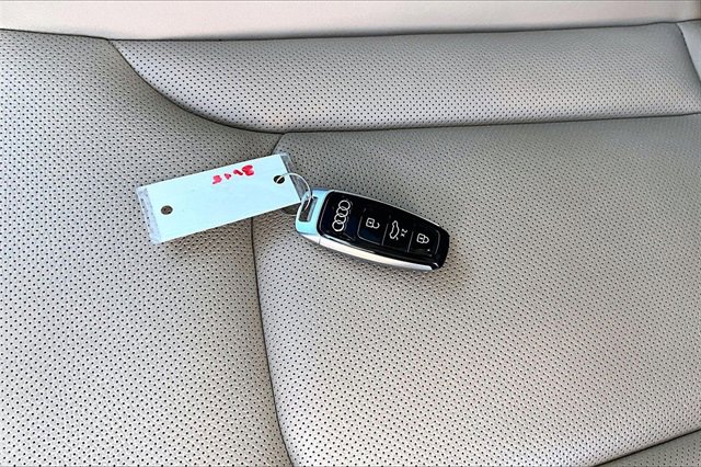 Used 2023 Audi Q8 Premium Plus w/ Premium Plus Package image 10