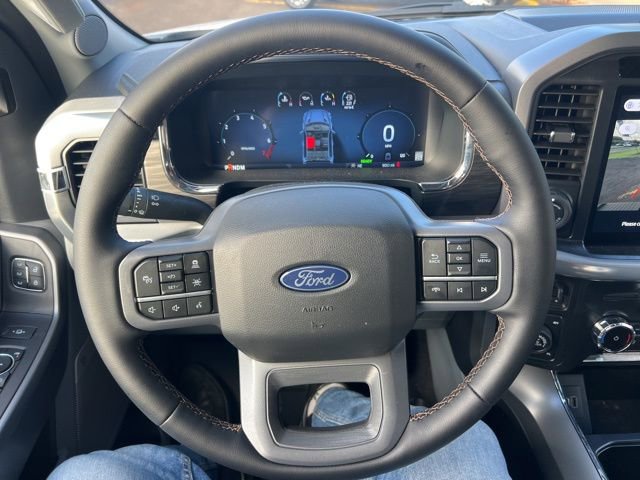 Used 2025 Ford F150 Lariat w/ Equipment Group 501A Mid image 13