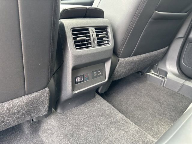 Certified 2023 Nissan Rogue SL w/ SL Premium Package AWD/4WD image 18