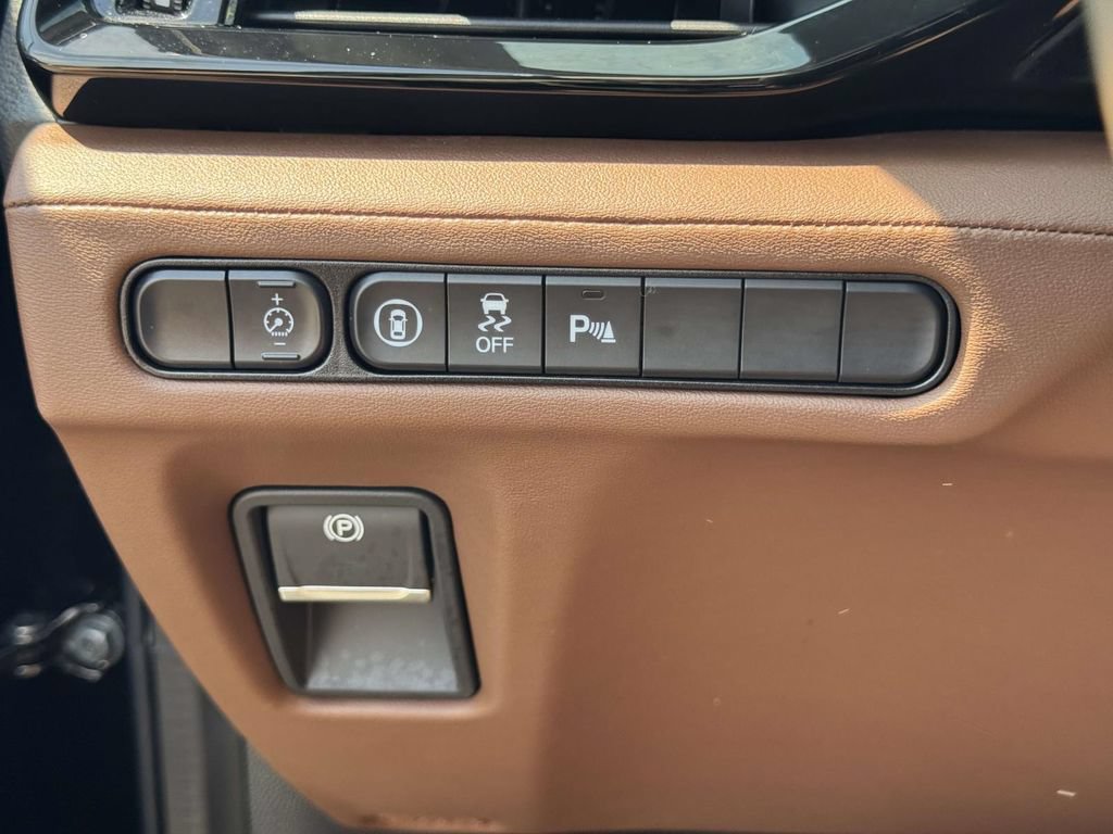 Certified 2024 Acura MDX SH-AWD w/ Technology Package image 20