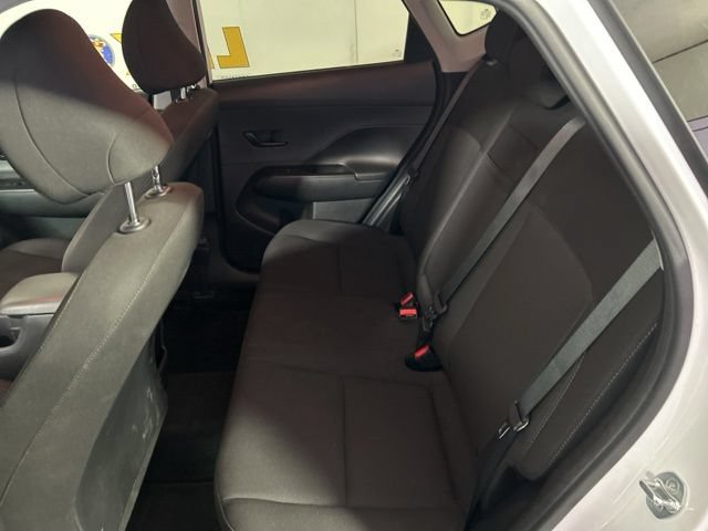 Used 2024 Hyundai Kona SEL AWD/4WD image 35