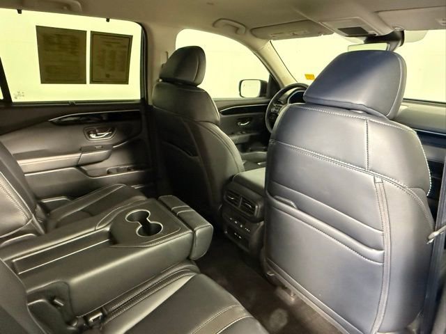 Used 2025 Honda Pilot EX-L image 41