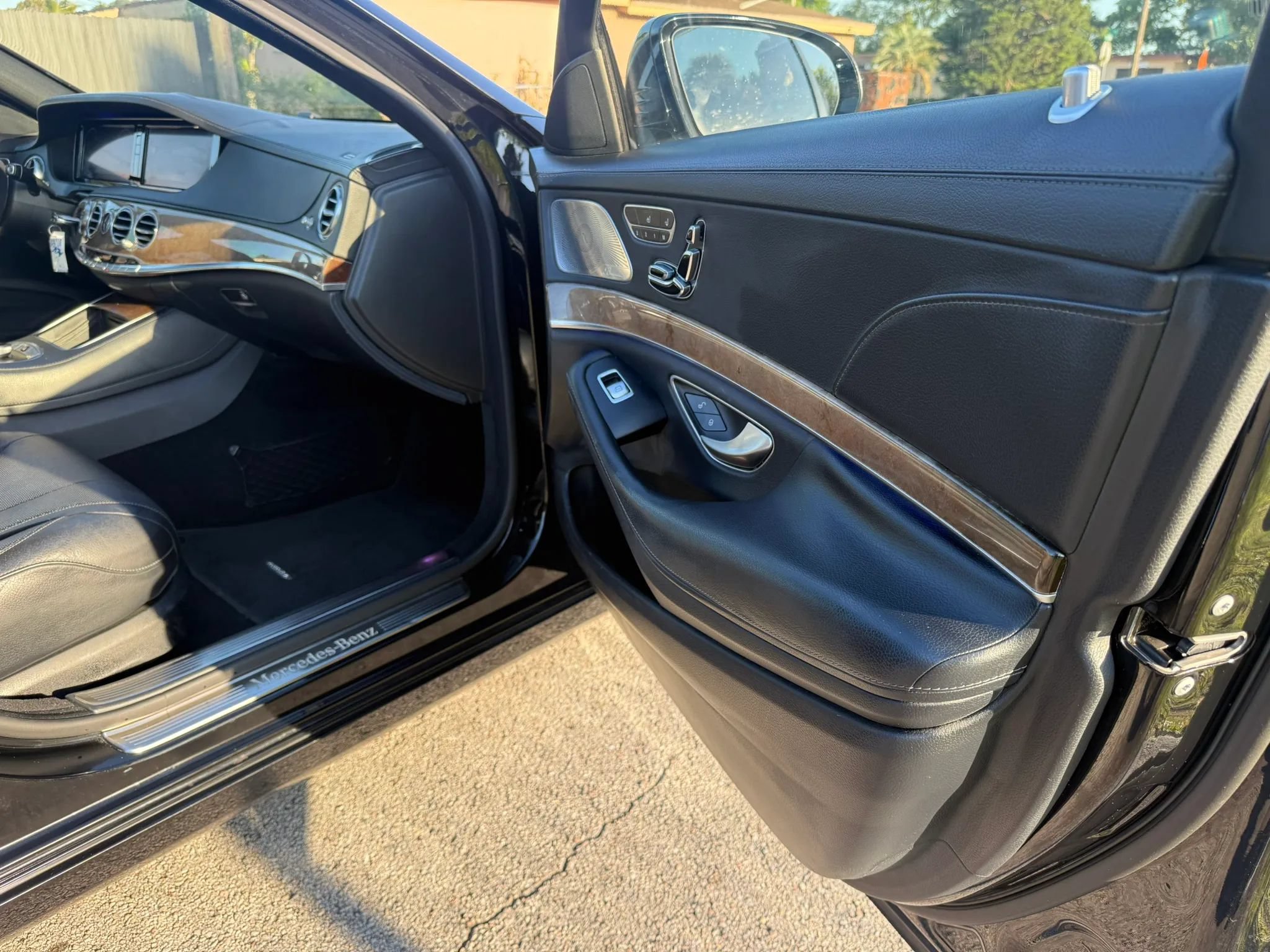 Used 2015 Mercedes-Benz S 550 Sedan image 9
