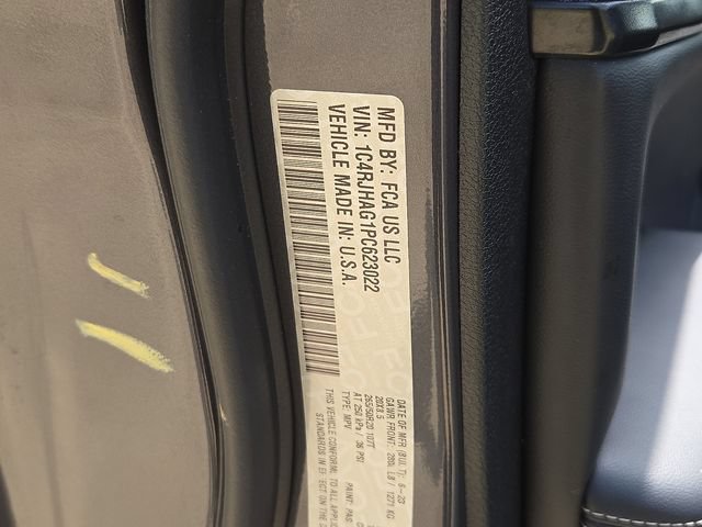 Used 2023 Jeep Grand Cherokee Altitude AWD/4WD image 27