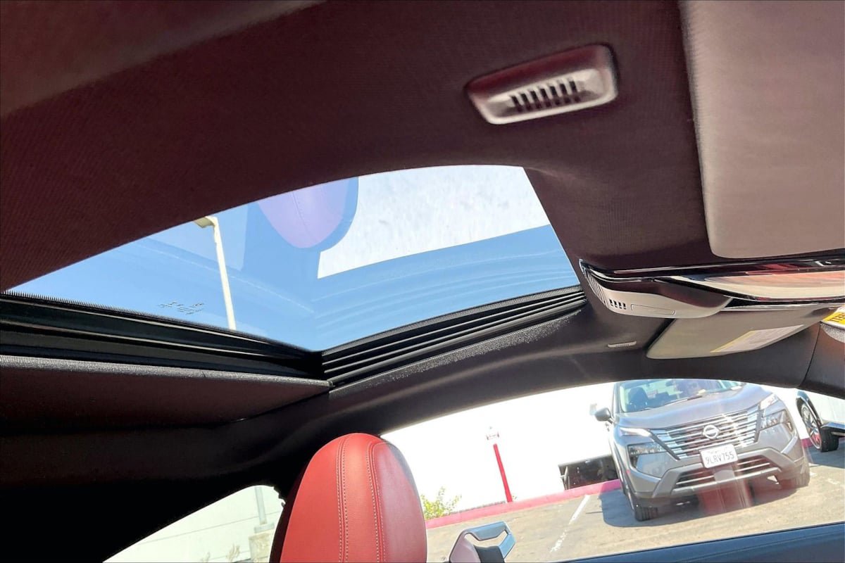 Used 2021 BMW 430i Coupe w/ M Sport Package RWD image 18