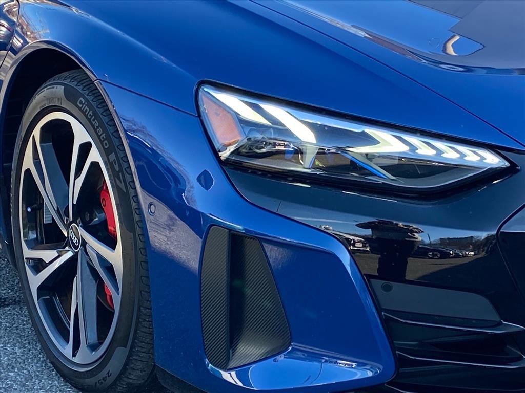 Used 2022 Audi e-tron GT Prestige w/ Prestige Package image 6