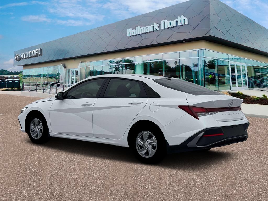 New 2026 Hyundai Elantra SE FWD image 4