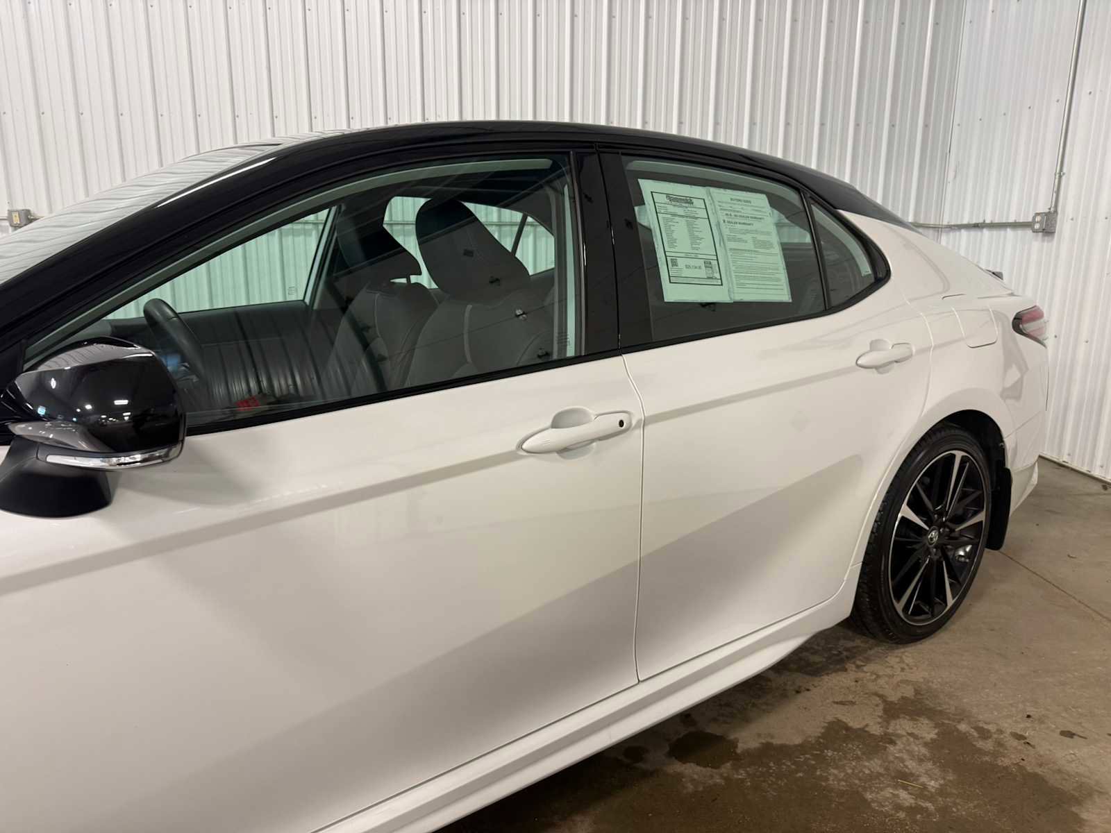 Used 2019 Toyota Camry XSE w/ Navigation Package image 7