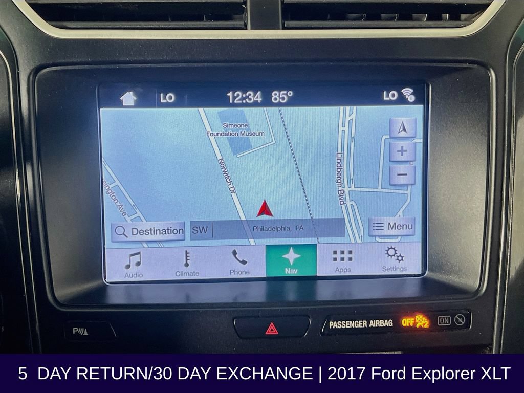 Used 2017 Ford Explorer XLT w/ Equipment Group 202A AWD/4WD image 18
