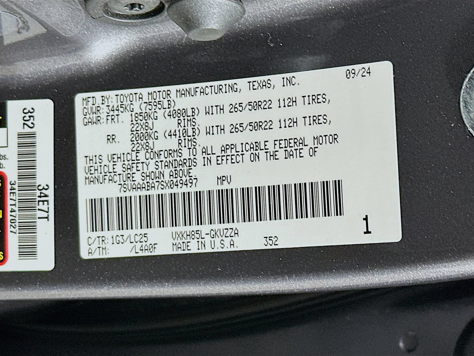 Certified 2025 Toyota Sequoia Capstone AWD/4WD image 34