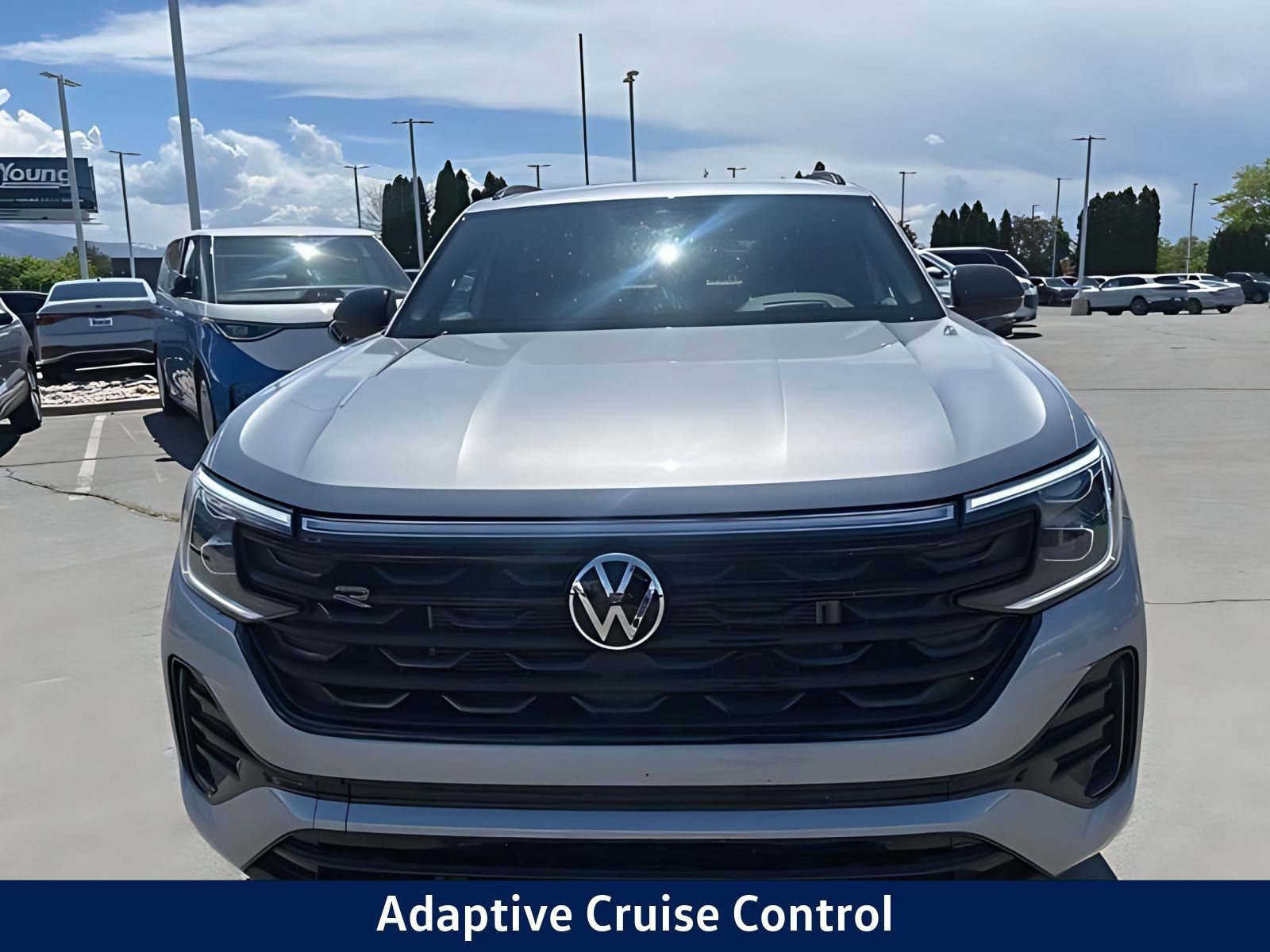 New 2026 Volkswagen Atlas Cross Sport SEL R-Line AWD/4WD image 8