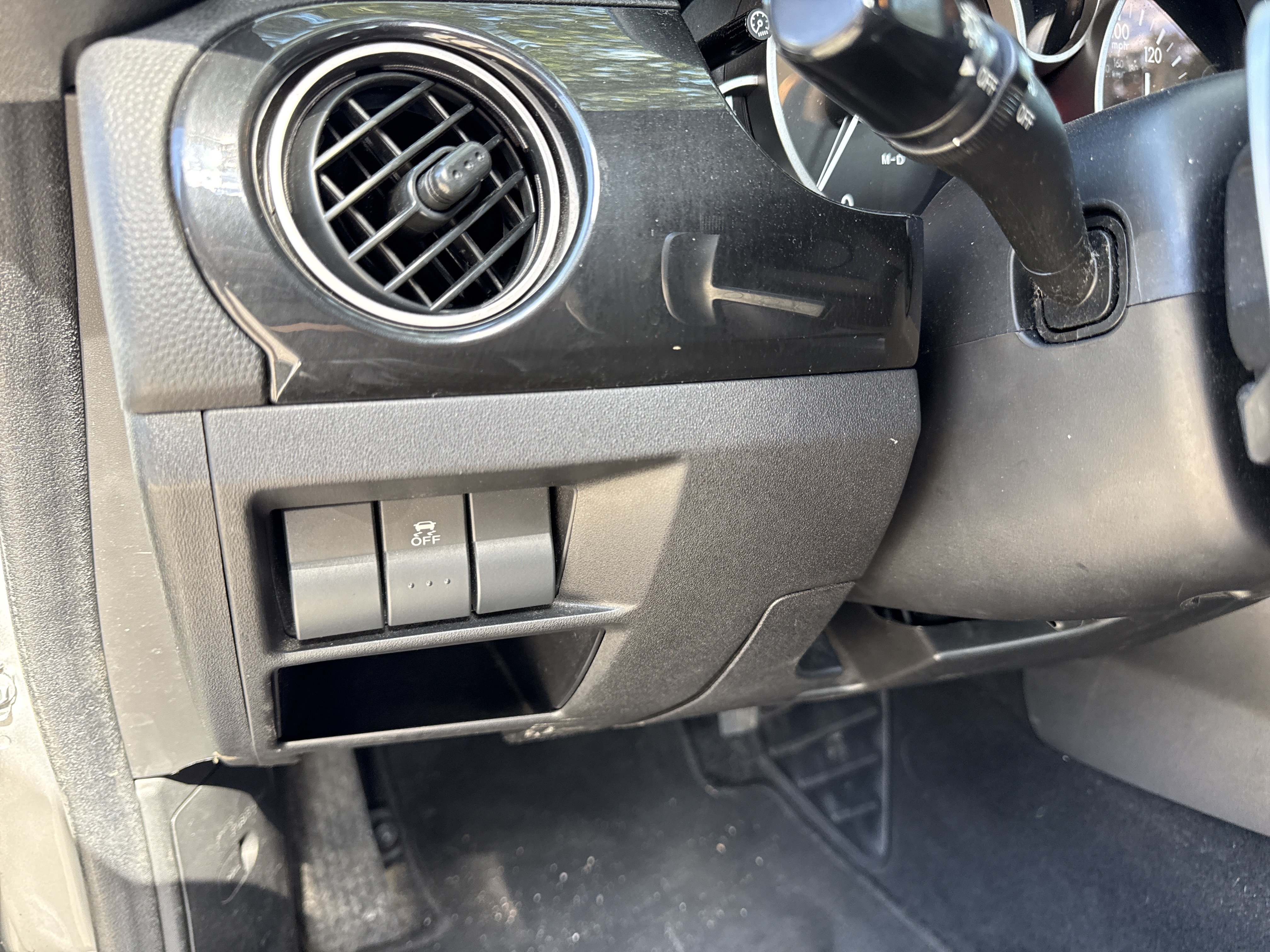 Used 2013 MAZDA MX-5 Miata Grand Touring RWD image 25