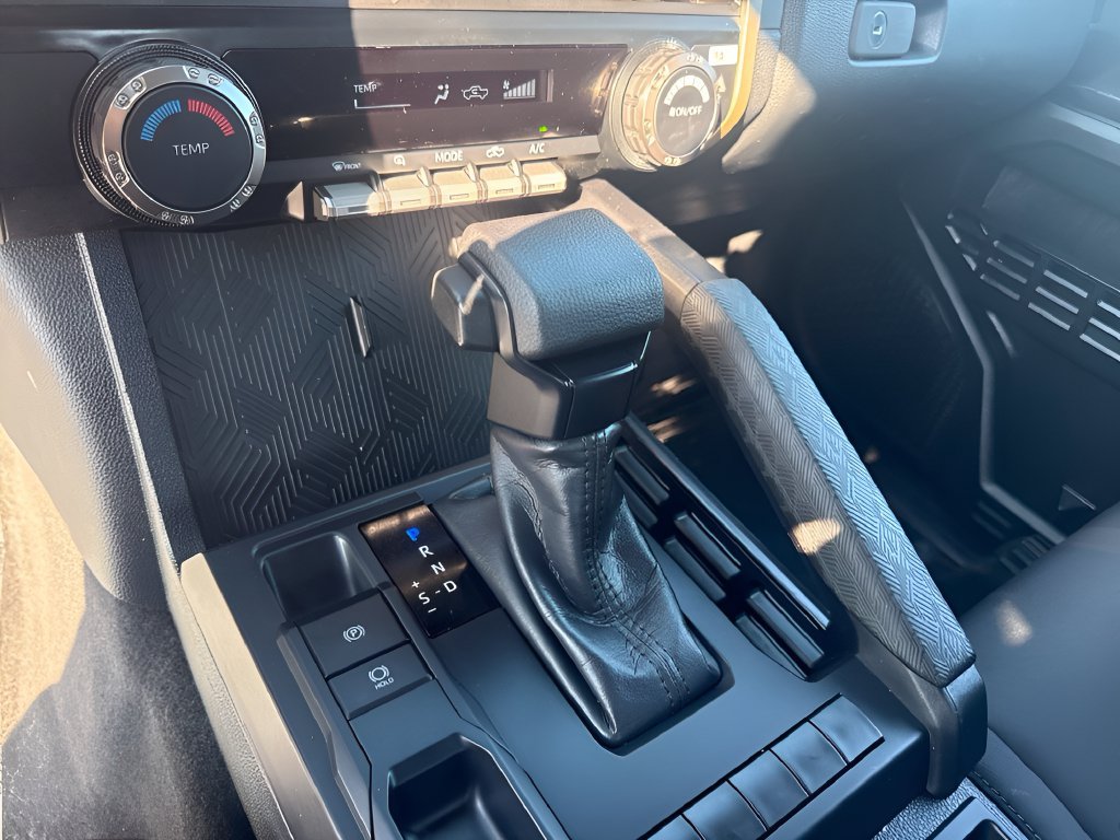 Used 2025 Toyota Tacoma SR RWD image 14