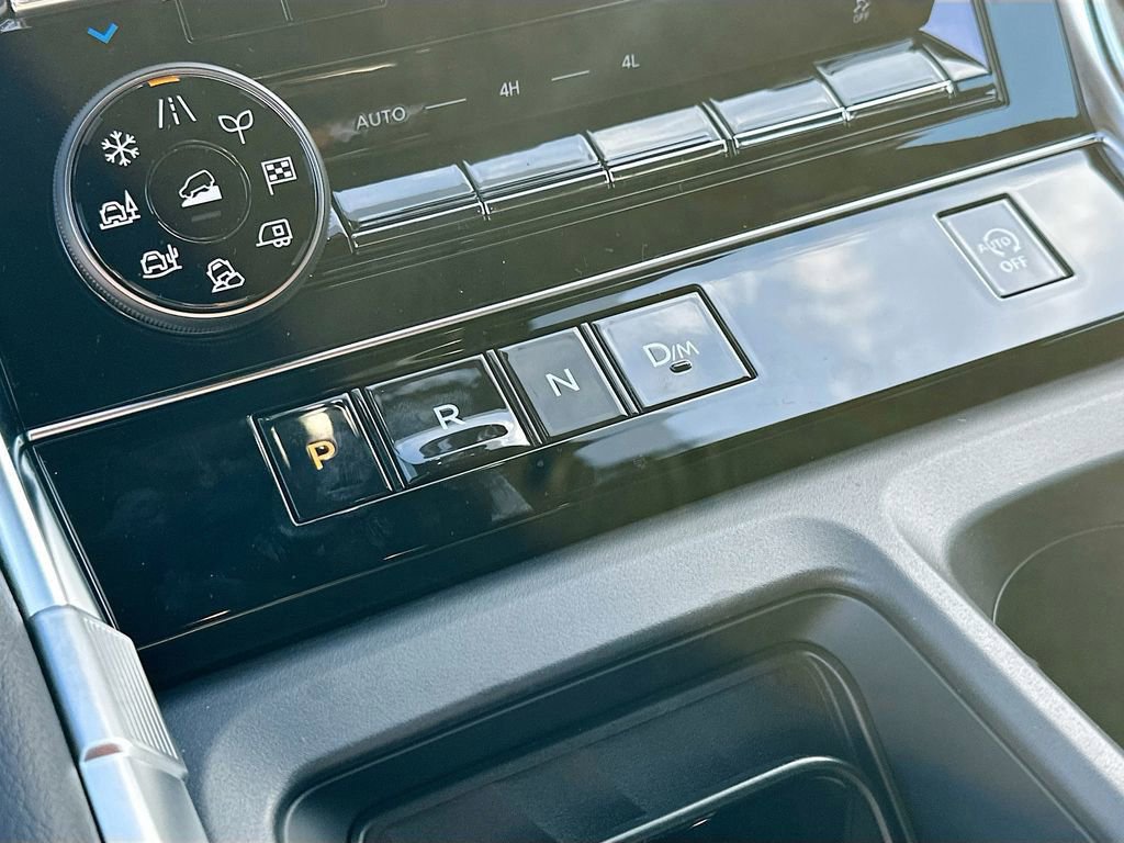 New 2026 Nissan Armada SL image 17