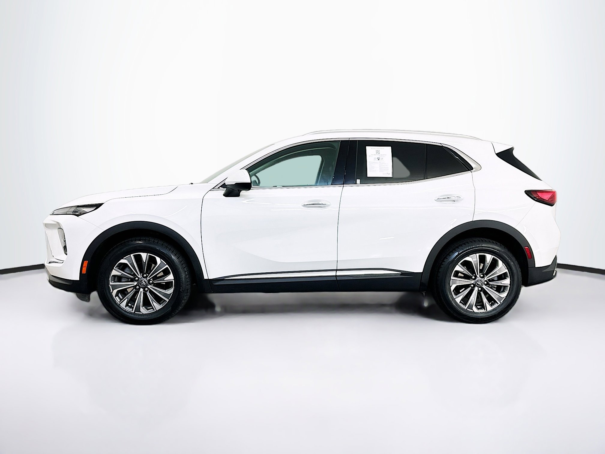 Used 2025 Buick Envision Preferred image 4