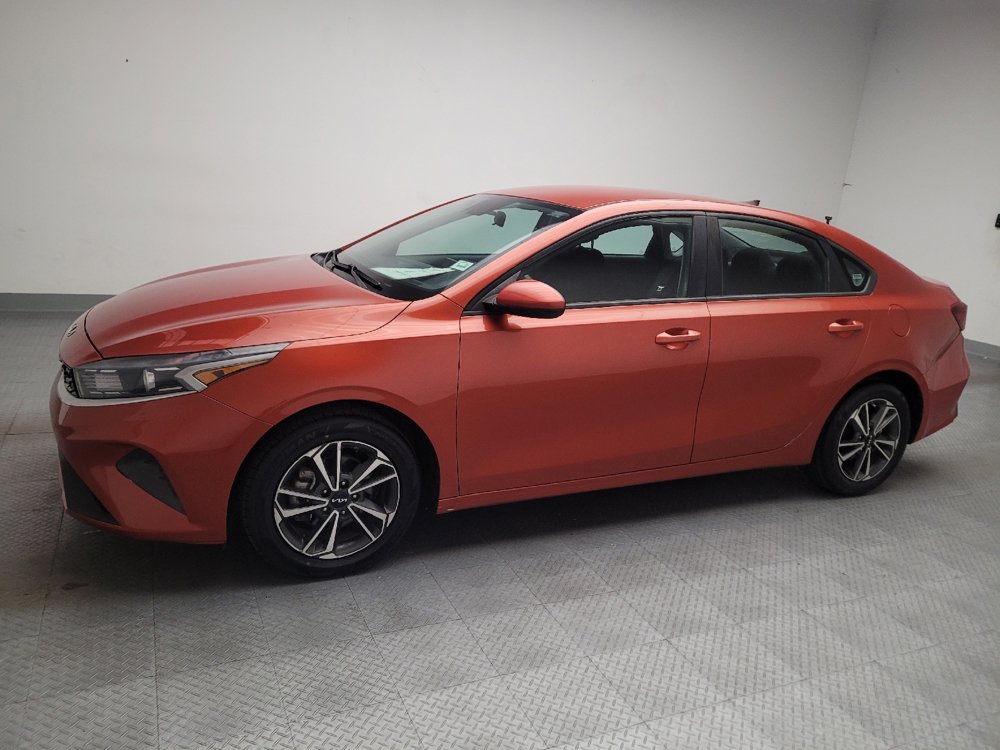 Used 2023 Kia Forte LXS FWD image 2