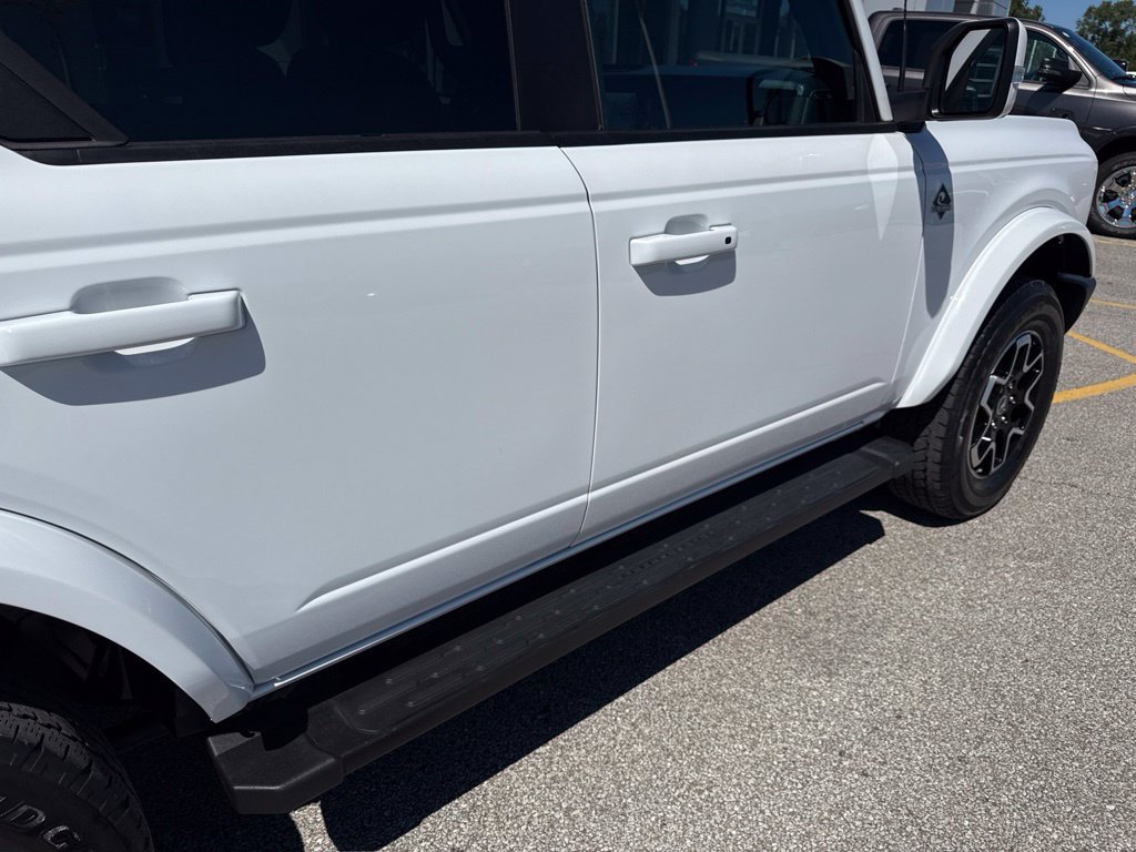 Used 2023 Ford Bronco Outer Banks AWD/4WD image 15