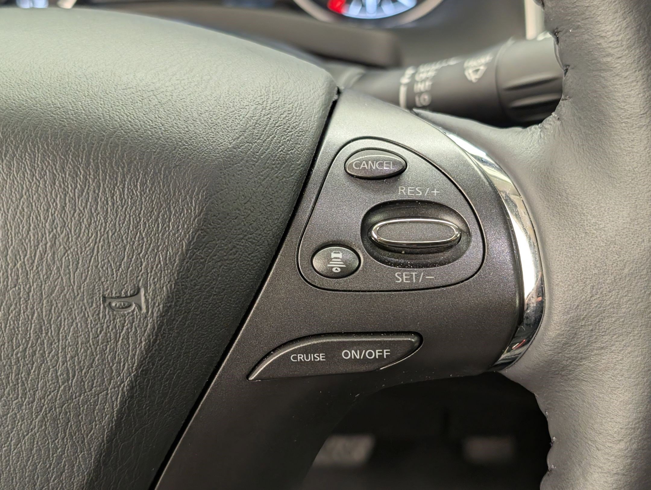 Used 2024 Nissan Murano Platinum w/ Cargo Package image 23