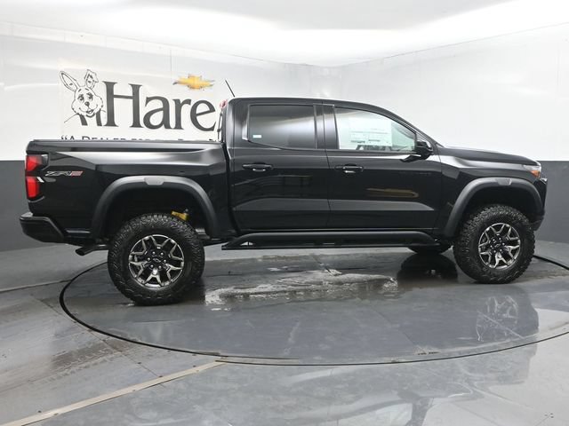 New 2026 Chevrolet Colorado ZR2 w/ Technology Package AWD/4WD image 15